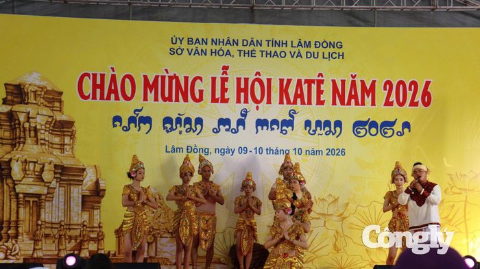 Lâm Đồng khai hội Katê, tôn vinh di sản văn hóa Chăm.