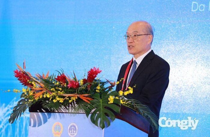 Ngài Trương Quân, Ủy viên Ban Chấp hành Trung ương Đảng Cộng sản Trung Quốc, Đại thẩm phán thứ nhất, Chánh án Tòa án nhân dân tối cao Trung Quốc.