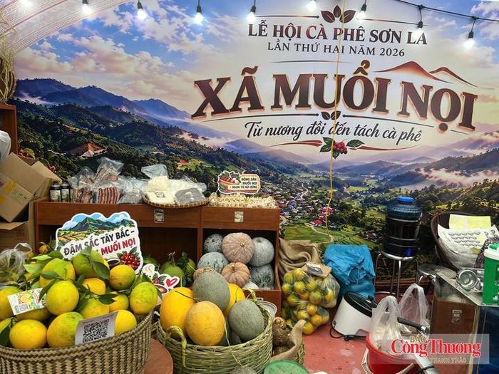 Ngoài cà phê, xã Muổi Nọi cũng giới thiệu nhiều đặc sản địa phương tại Lễ hội Cà phê Sơn La.