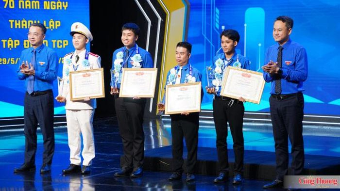 Những gương mặt thanh niên được vinh danh đã góp phần lan tỏa nếp sống đẹp, tinh thần dấn thân vì người khác.