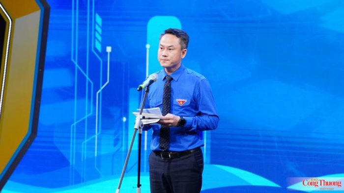Đồng chí Nguyễn Kim Quy, Bí thư Trung ương Đoàn, Chủ tịch Trung ương Hội Liên hiệp Thanh niên Việt Nam phát biểu tại buổi lễ.