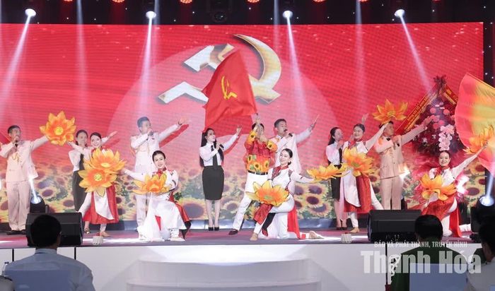 Tiết mục văn nghệ tại Đại hội.