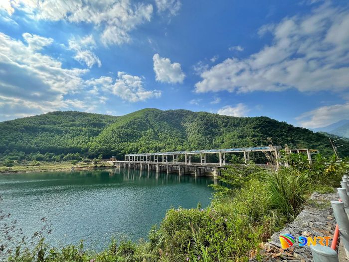 Đập dâng Nam Mỹ trên sông Cu Đê - công trình phục vụ vận hành Nhà máy nước Hòa Liên. Ảnh: XUÂN SƠN