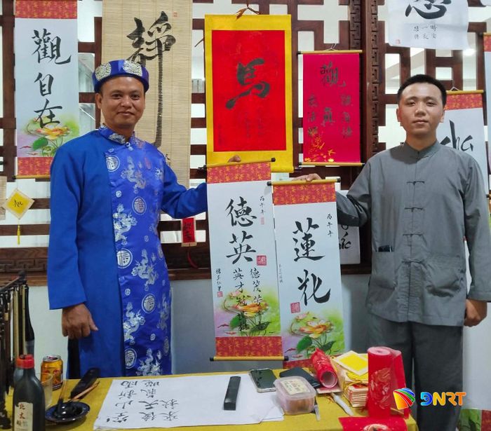 Việc bảo tồn tư liệu Hán Nôm sẽ giúp di sản tiếp tục “sống” trong đời sống văn hóa hiện đại. Ảnh: VĨNH LỘC