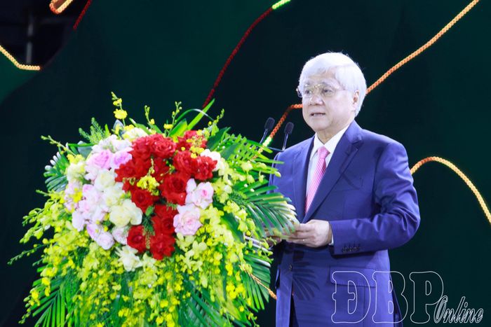 Đồng chí Đỗ Văn Chiến, Ủy viên Bộ Chính trị, Phó Chủ tịch Thường trực Quốc hội phát biểu tại lễ khai mạc.