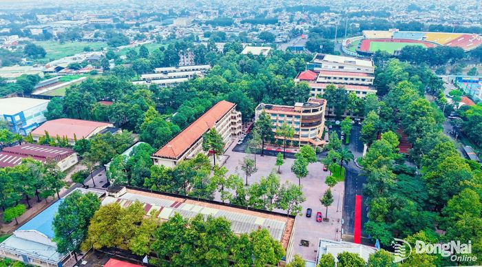Trường đại học Đồng Nai, phường Tam Hiệp.