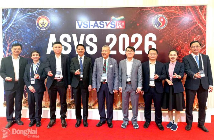 Đoàn chuyên gia, bác sĩ Việt Nam tham dự Hội nghị Phẫu thuật mạch máu châu Á lần thứ 27 năm 2026. Ảnh: Anh Minh