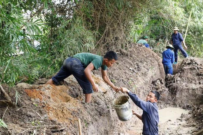  Lực lượng đã tìm kiếm, quy tập được 1 hài cốt liệt sĩ. Ảnh: H.P 