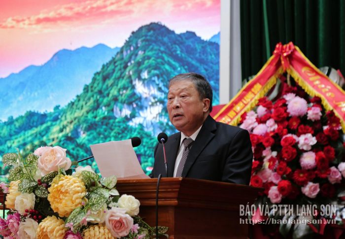 Đồng chí Nguyễn Thế Tuy, nguyên Phó Bí thư Thường trực Tỉnh ủy, nguyên Bí thư Huyện ủy Chi Lăng phát biểu tại chương trình kỷ niệm