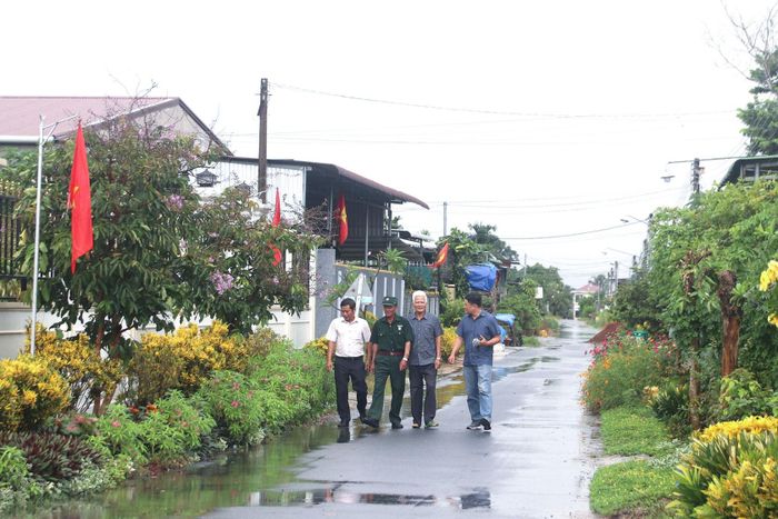 Tuyến đường hoa thôn 8 xã Đức Linh