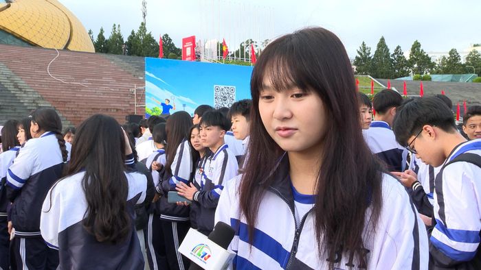 Với em Đỗ Lê Vân Chi, học sinh lớp 11 Trường THPT Bùi Thị Xuân, thể thao giúp bản thân học tập tốt hơn