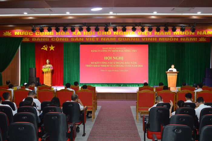 Đảng bộ Công ty Nhôm Đắk Nông - TKV đang từng bước gắn công tác xây dựng Đảng với nhịp vận hành của doanh nghiệp