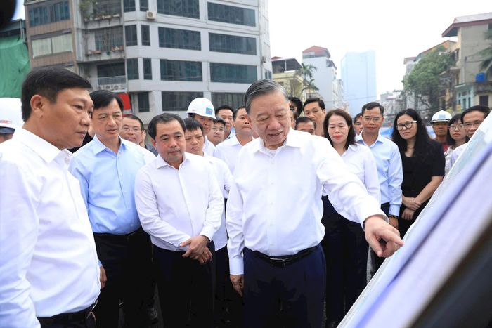 Tổng Bí thư, Chủ tịch nước Tô Lâm yêu cầu tập trung hoàn thiện các đoạn tuyến đường Vành đai 2,5.