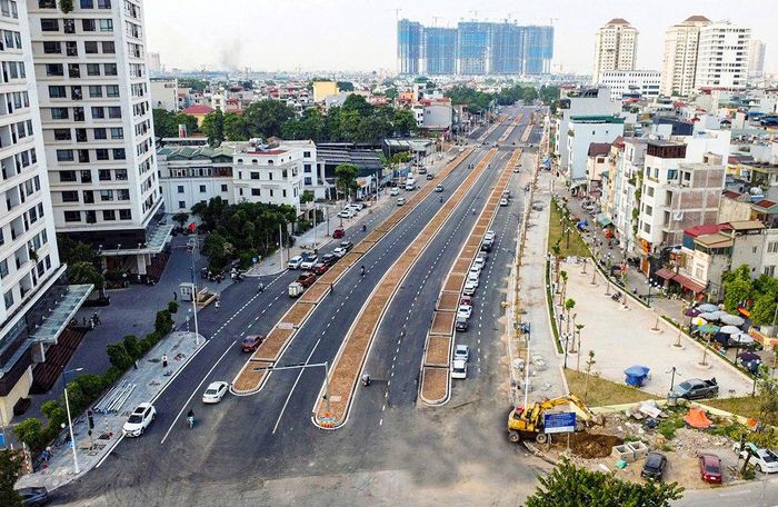 Vành đai 2,5 đoạn qua phường Xuân Đỉnh sẵn sàng thông xe kỹ thuật vào đúng dịp kỷ niệm 72 năm Ngày Giải phóng Thủ đô. Ảnh: Phạm Hùng.