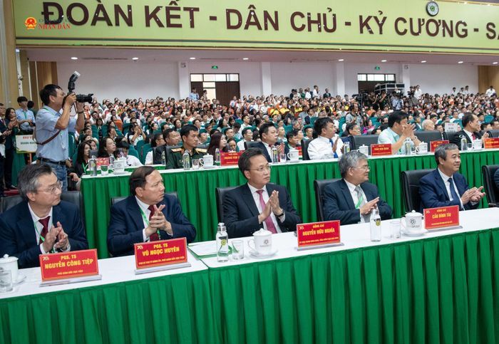 Các đại biểu dự lễ kỷ niệm