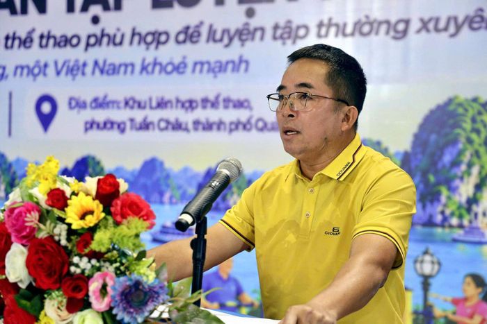 Phó Giám đốc Sở Văn hóa, Thể thao và Du lịch Quảng Ninh Nguyễn Thanh Tùng phát động phong trào tại chương trình