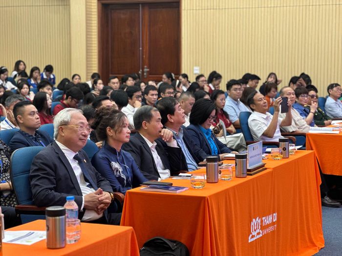 Các đại biểu tham dự Hội thảo