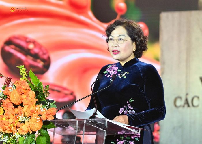 Phó Chủ tịch Quốc hội Nguyễn Thị Hồng phát biểu tại Lễ khai mạc