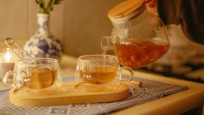 Trà thảo dược nên được sử dụng phù hợp, không lạm dụng trong thời gian dài