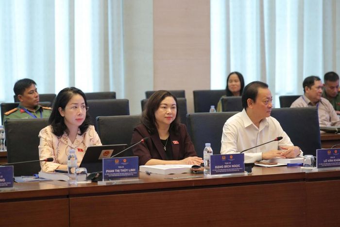Các đại biểu tham dự hội thảo (Ảnh: QH)
