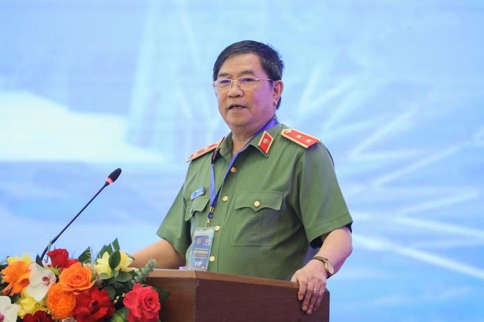 GS.TS, Trung tướng Trần Vi Dân phân tích những yếu tố tác động đến sự phát triển của văn hóa con người Việt Nam trong kỷ nguyên phát triển mới.
