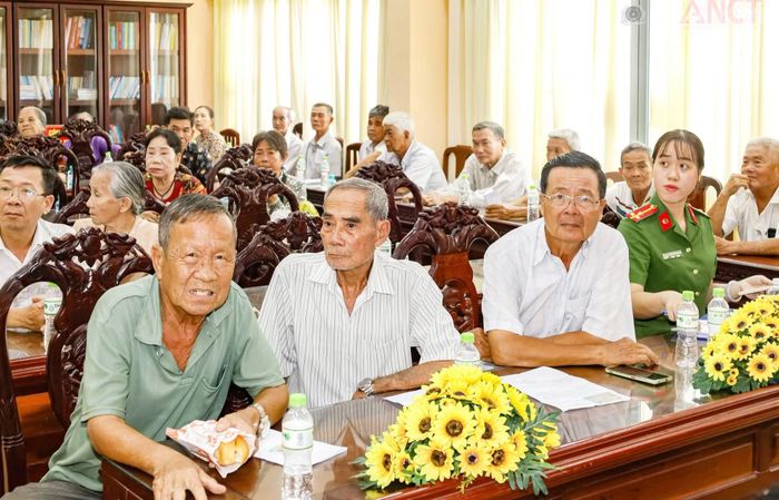 Đợt 2 có 1.177 trường hợp thân nhân liệt sĩ thuộc dòng họ ngoại nằm trong diện thu mẫu.