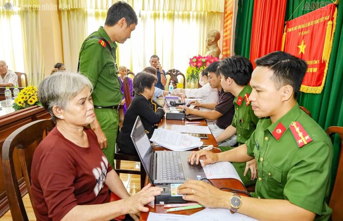 Công an TP Cần Thơ bố trí 7 điểm lấy mẫu trên địa bàn.