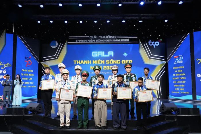 Các cá nhân được vinh danh Thanh niên sống đẹp năm 2026. (Ảnh: Đ.H)
