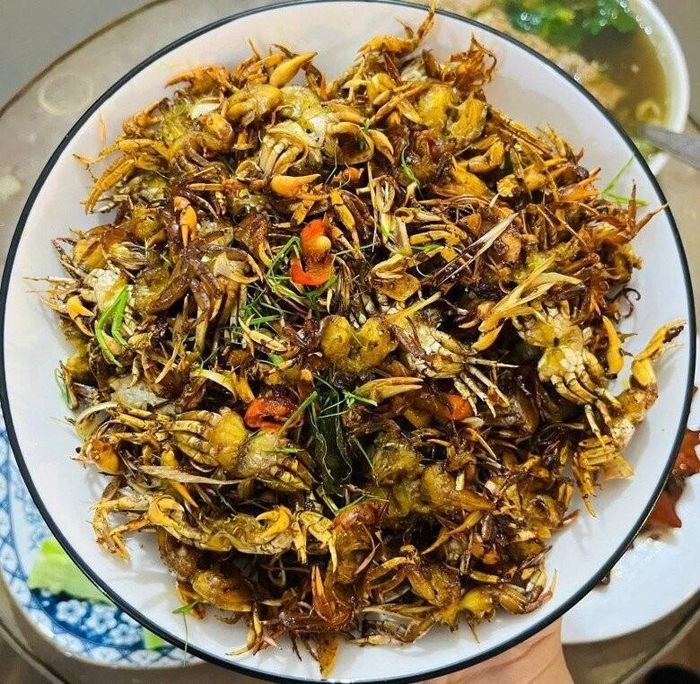 Món cua rang sả ớt cực ngon (Ảnh: Hoàng Huyền)