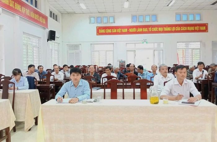 Hội nghị đánh giá công tác lập hồ sơ địa chính, đăng ký đất đai và xây dựng cơ sở dữ liệu đất đai tại phường Dương Nỗ, góp phần nâng cao hiệu quả quản lý và phục vụ người dân.