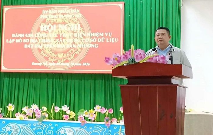Đồng chí Nguyễn Long An - Bí thư Đảng ủy phường Dương Nỗ (Tp. Huế), Chủ tịch HĐND phường phát biểu chỉ đạo Hội nghị