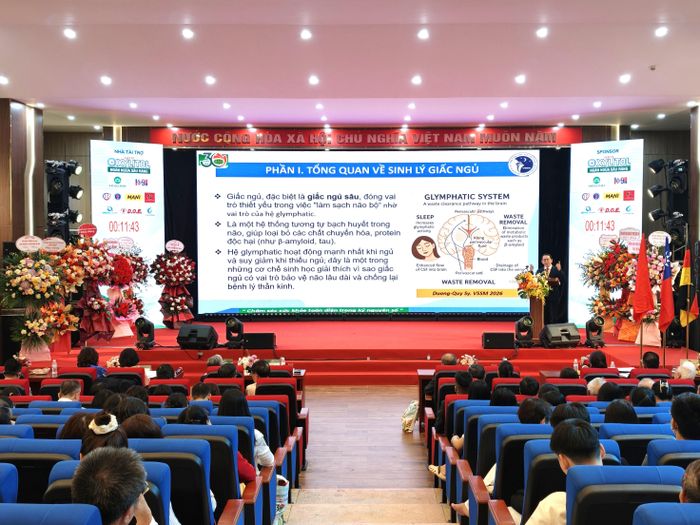 Hội nghị khoa học “Chăm sóc sức khỏe toàn diện trong kỷ nguyên số”.