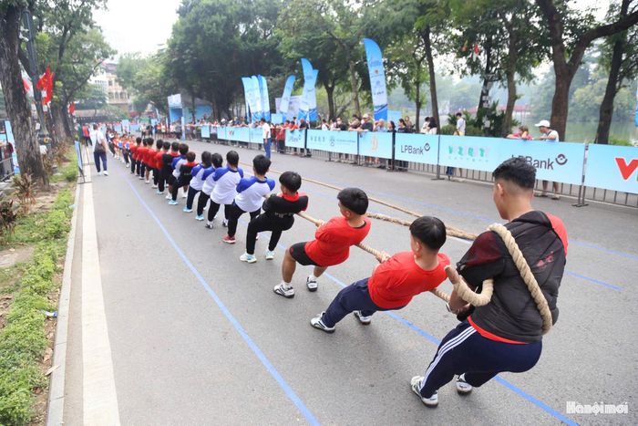 Việc lựa chọn môn thể thao phù hợp với sở thích, thể trạng và điều kiện sinh hoạt giúp mỗi người duy trì việc tập luyện lâu dài.