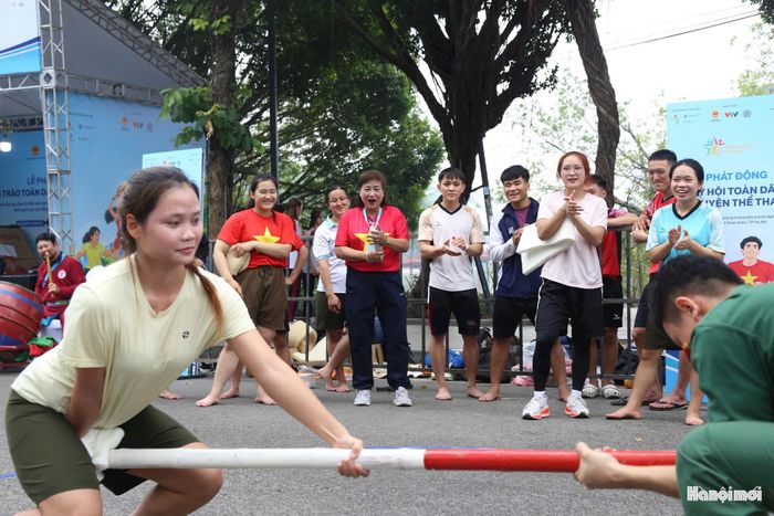 Phong trào thể dục, thể thao quần chúng hướng tới mục tiêu nâng cao sức khỏe, cải thiện đời sống tinh thần và chất lượng cuộc sống của người dân.