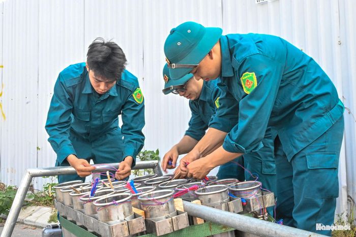 Sự kết hợp giữa pháo hoa trên không và hiệu ứng ánh sáng trên mặt nước được kỳ vọng tạo nên diện mạo khác biệt cho màn trình diễn tại Hồ Tây.