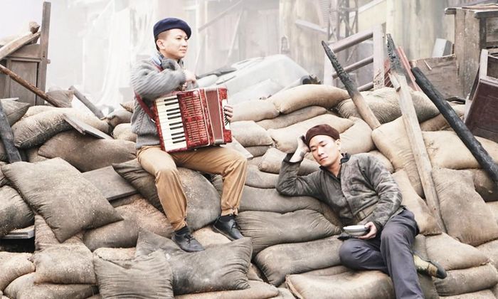 Bộ phim khắc họa nhiều tầng lớp người dân Hà Nội trong kháng chiến. Ảnh: Đoàn phim