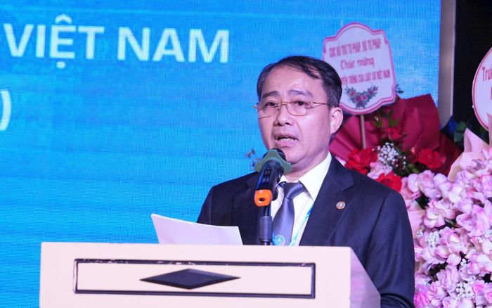 Luật sư Huỳnh Phương Nam, Chủ nhiệm Đoàn Luật sư thành phố Hà Nội phát biểu tại hội nghị. Ảnh: Công Phương