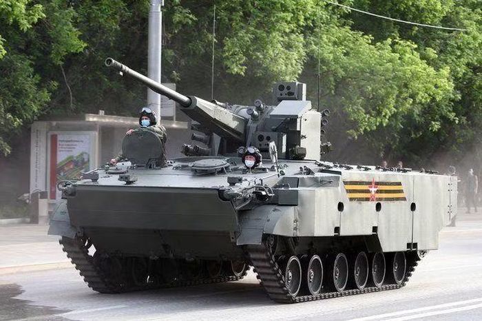 2S38 Derivatsiya-PVO/ZAK 57 MSK không phải là phương tiện chiến đấu đầu tiên của Nga được trang bị pháo 57 mm, khi khẩu pháo này trước đây đã được thử nghiệm trên xe tăng lội nước PT-76.