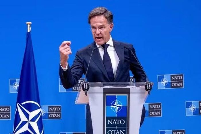 Một vấn đề nữa cần lưu ý đó là Tổng thư ký NATO Mark Rutte cho biết ông không coi trọng lời đe dọa sử dụng vũ khí hạt nhân của Nga liên quan đến tình hình xung quanh khu vực Kaliningrad.