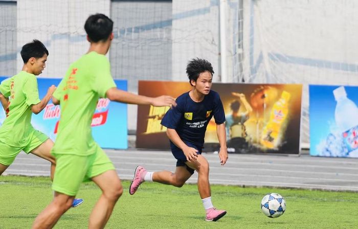 Sân 4, Bảng N: THPT Archimedes Đông Anh - THPT Kim Liên