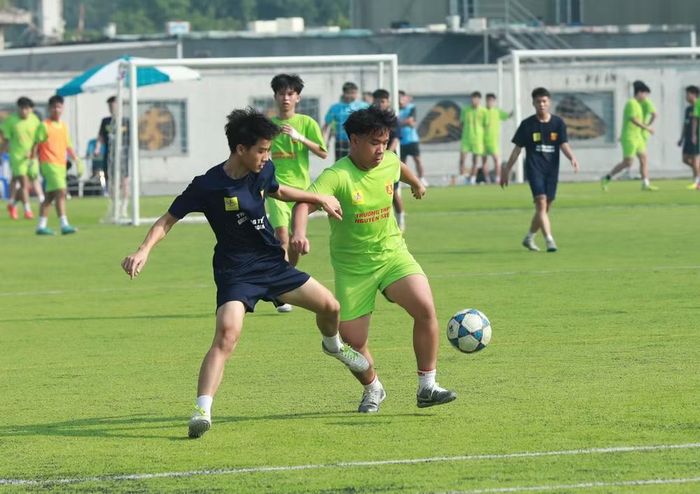 Bảng CC: THPT Nguyễn Siêu 0-4 THPT Green City Academy