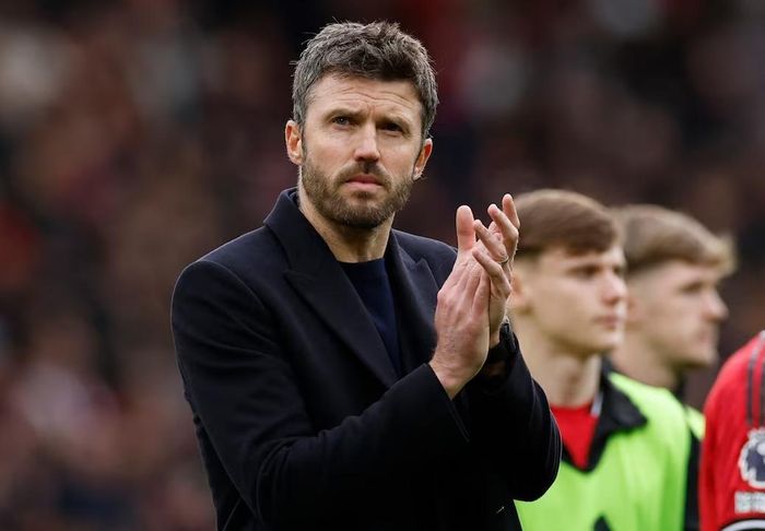  Manchester United của Michael Carrick luân chuyển bóng chậm. Ảnh: X. 
