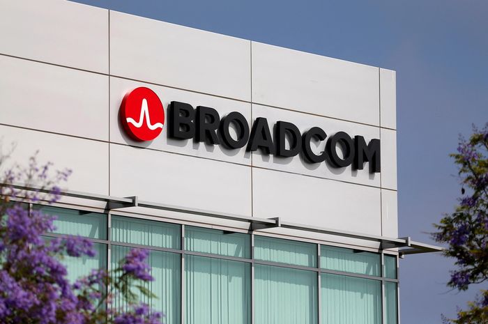 Broadcom gần đây đã nỗ lực thu xếp hơn 50 tỷ đô la tài chính cho chip AI tạo tùy chỉnh của OpenAI. Ảnh: Reuters.
