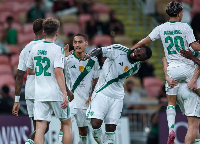  Al-Ahli với chức vô địch AFC Champions League Elite năm ngoái cũng đủ tiêu chuẩn. Đây là lần đầu tiên đại diện Saudi Arabia dự giải FIFA Club World Cup. 