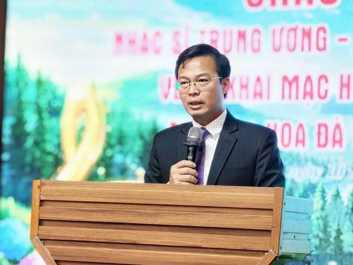 Ông Đinh Văn Tuấn, Phó Chủ tịch UBND tỉnh Lâm Đồng phát biểu khai mạc chương trình