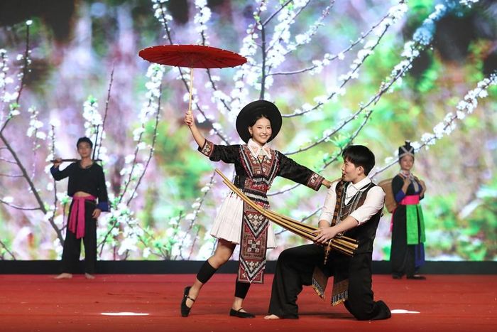 Trang phục của đồng bào Mông tỉnh Nghệ An