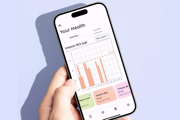 Theo dõi việc bổ sung vitamin mỗi ngày với ứng dụng TopHealth
