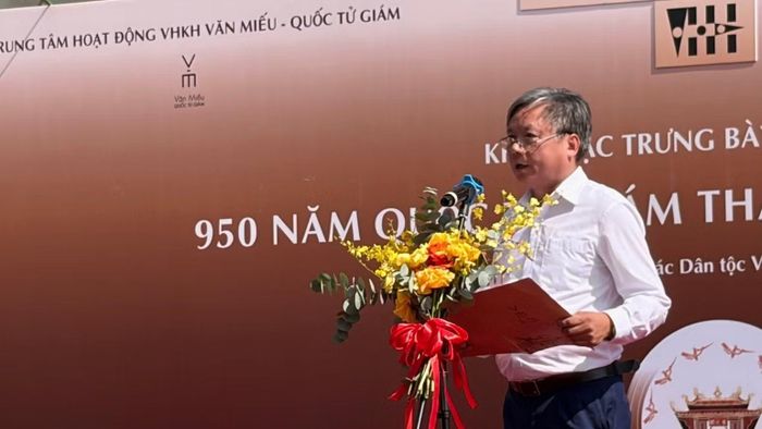 Phó giám đốc Trung tâm Hoạt động văn hóa khoa học Văn Miếu-Quốc Tử Giám Nguyễn Văn Tú phát biểu. (Ảnh: BTC)