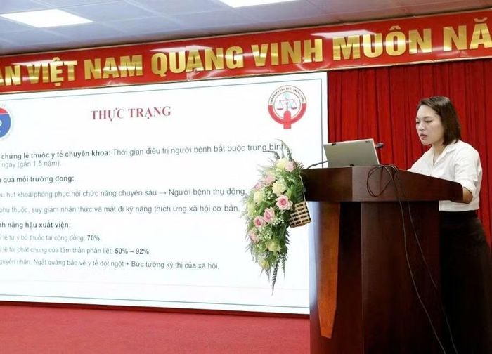 Các chuyên gia đã cùng nhau thảo luận 6 chuyên đề, được xây dựng theo tiến trình từ giám định pháp y tâm thần, điều trị bắt buộc chữa bệnh đến phục hồi chức năng và đánh giá khả năng trở về của người bệnh.