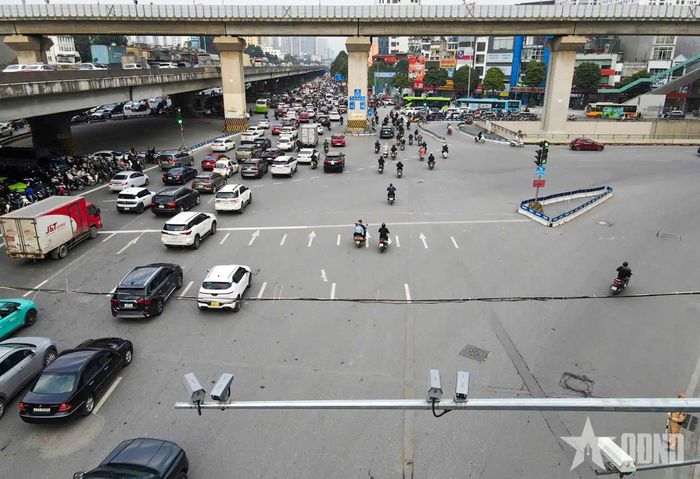  Hệ thống camera AI tại các nút giao thông.  